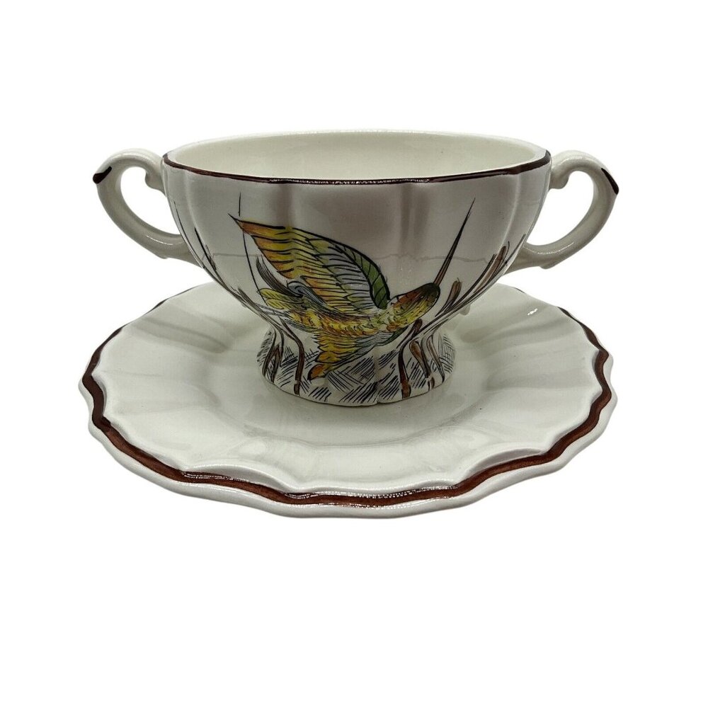 Este Ceramiche VTG Italy Wildlife Hand Painted Birds/Beasts Cream Soup & Saucer